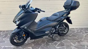 Yamaha T-Max 560 (2020 - 21)  (2)
