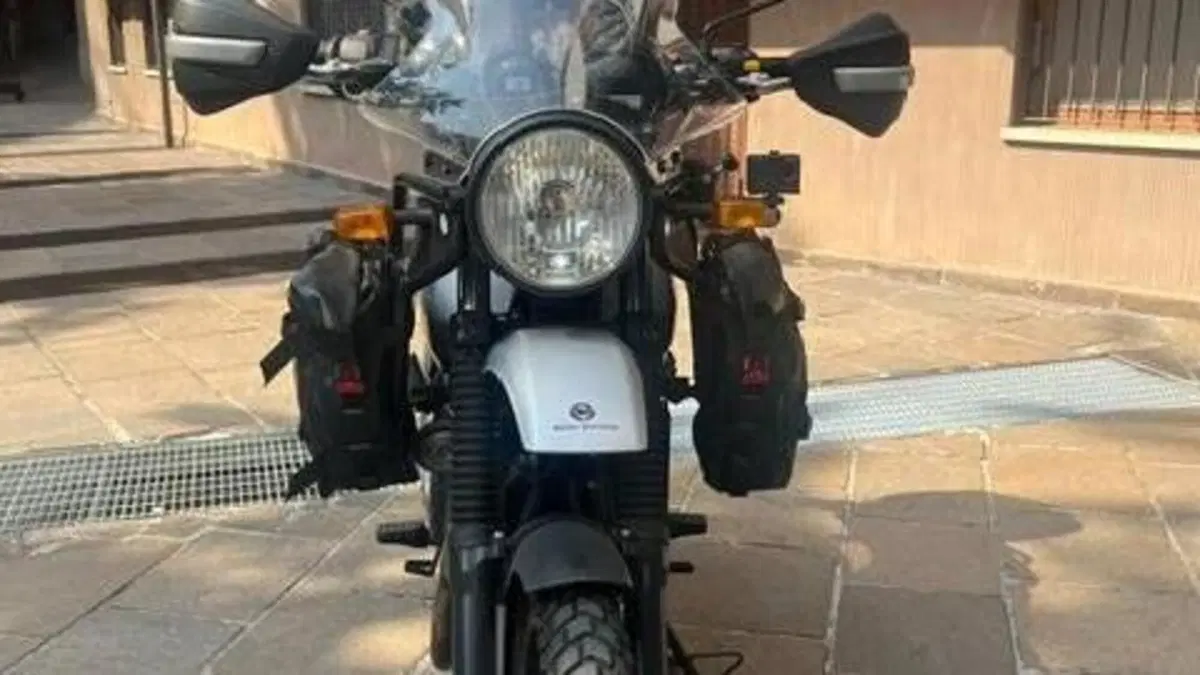 Royal Enfield Himalayan 411 (2021 - 24)  (3)