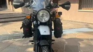 Royal Enfield Himalayan 411 (2021 - 24)  (3)