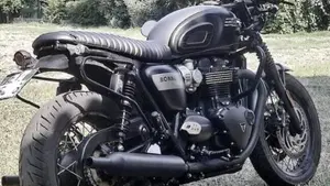 Triumph Bonneville T120 Gold Line Edition (2022 - 23) 