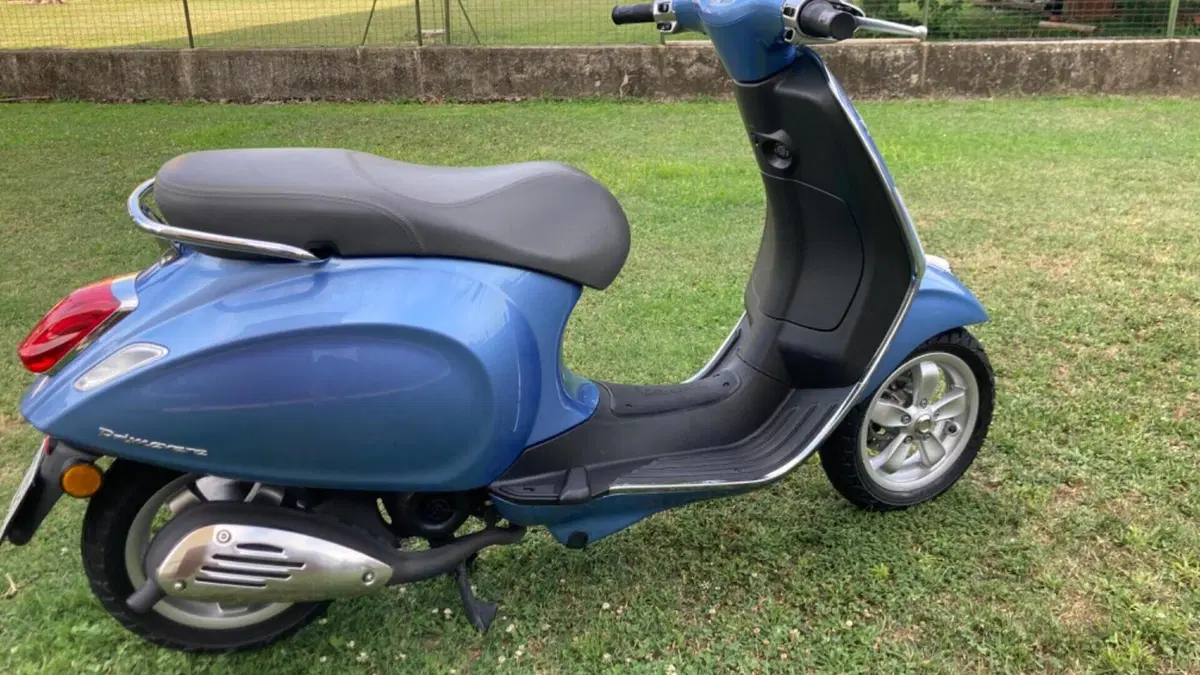 Vespa Primavera 50 2T (2014 - 17)  (2)