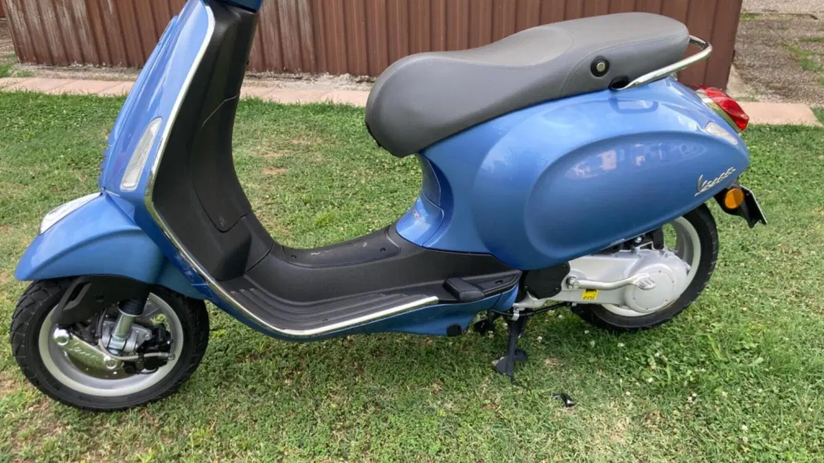 Vespa Primavera 50 2T (2014 - 17)  (3)