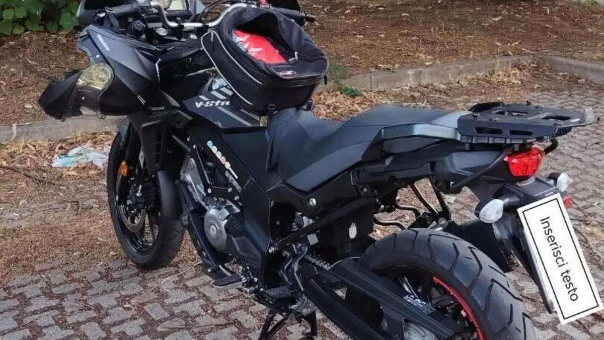 Suzuki V-Strom 650 (2021 - 25)  (4)