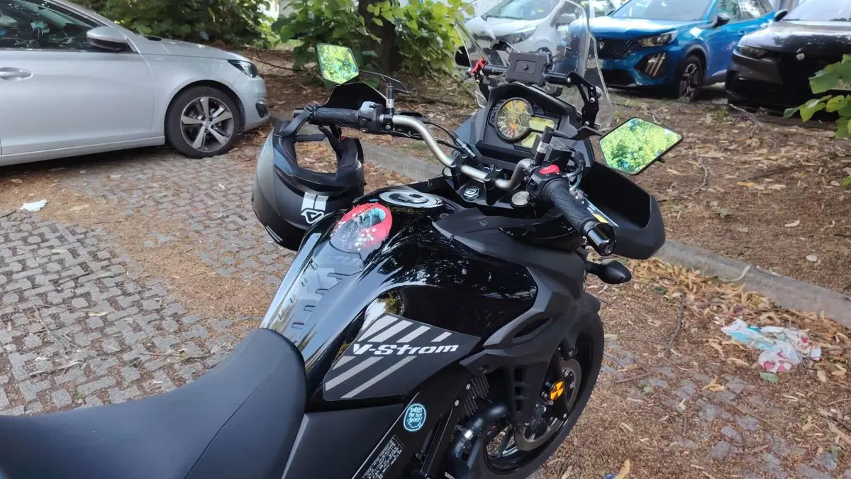 Suzuki V-Strom 650 (2021 - 25)  (14)