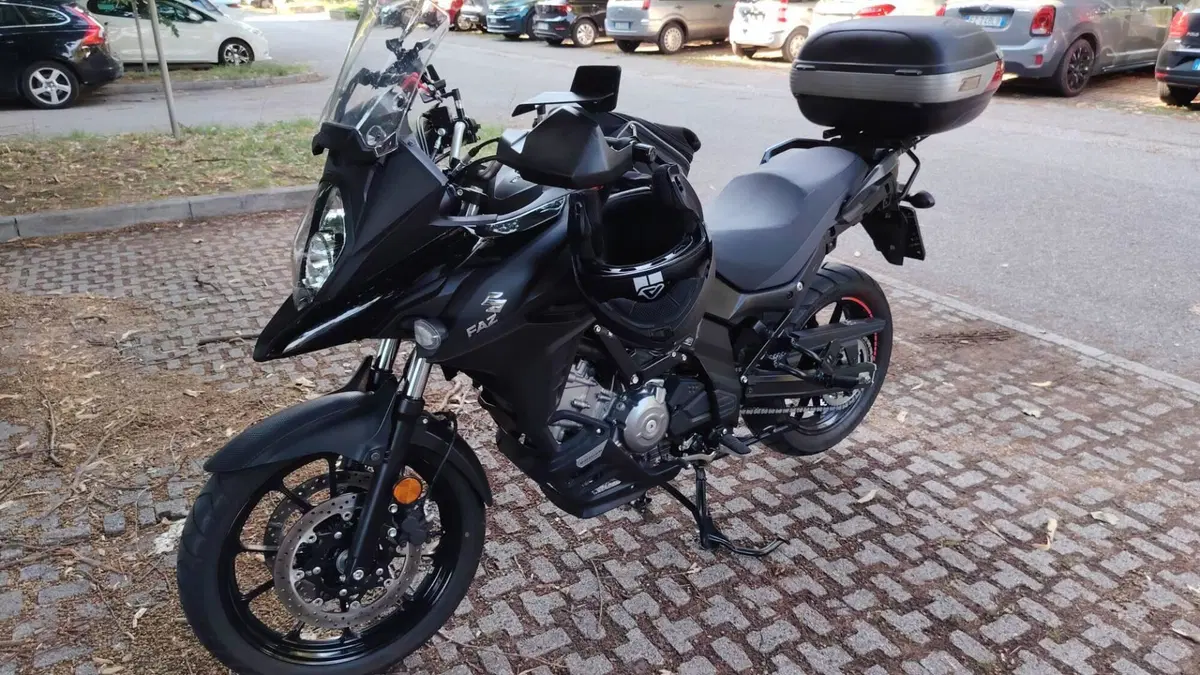 Suzuki V-Strom 650 (2021 - 25)  (16)