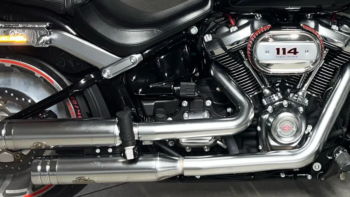 Harley-Davidson 114 Fat Boy (2018 - 20) - FLFBS  (2)