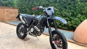 Fantic Motor XMF 125 Motard Performance 4T (2023 - 24)  (9)