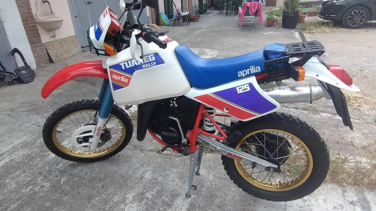 Aprilia   (5)