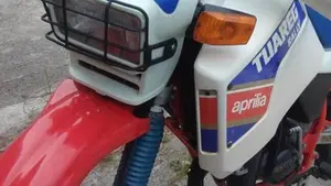 Aprilia   (6)