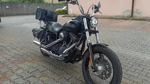 Harley-Davidson 1690 Street Bob Special (2015 - 16) - FXDB  (3)
