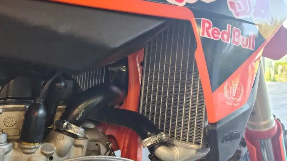 KTM 450 SX-F Factory Edition (2024)  (9)