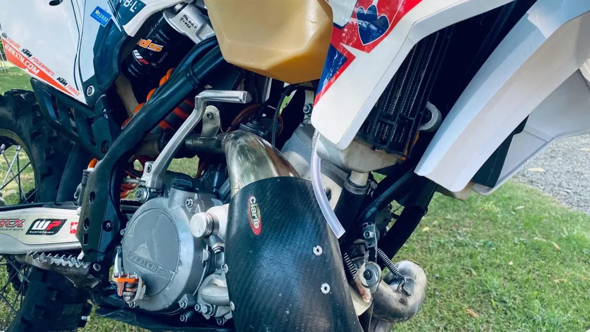 KTM 200 EXC (2012)  (4)