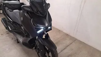 Yamaha X-Max 300 Tech Max (2021 - 24) usata