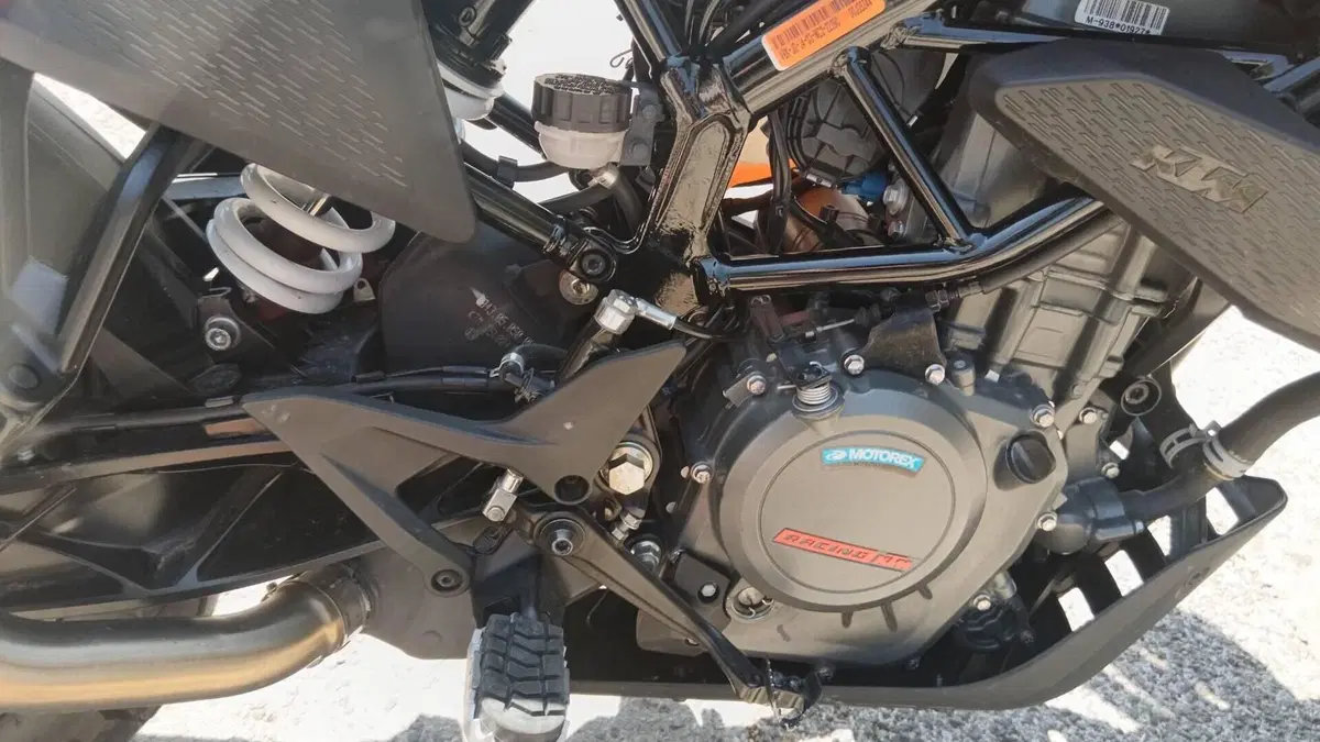 KTM 390 Adventure (2021)  (6)