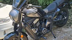Moto Morini Calibro Custom (2024 - 26)  (3)