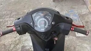 Honda SH 125 i (2009 - 12)  (5)