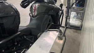 Triumph Tiger 800 XCx (2018 - 20)  (2)