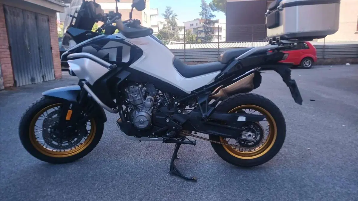 CFMOTO 800MT Explore (2023 - 26)  (2)