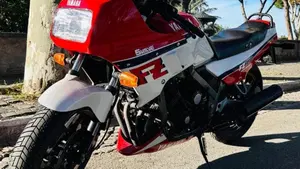 Yamaha   (3)