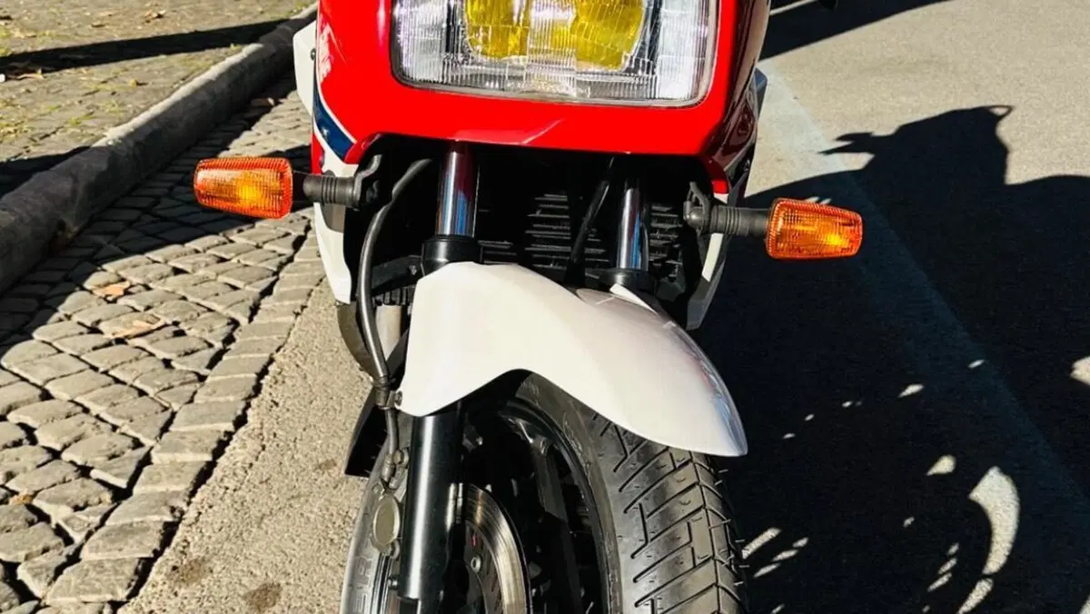 Yamaha   (4)