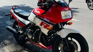 Yamaha   (7)
