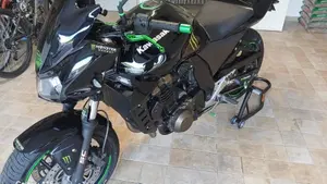 Kawasaki Z 750 (2003 - 06)  (2)