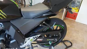 Kawasaki Z 750 (2003 - 06)  (3)