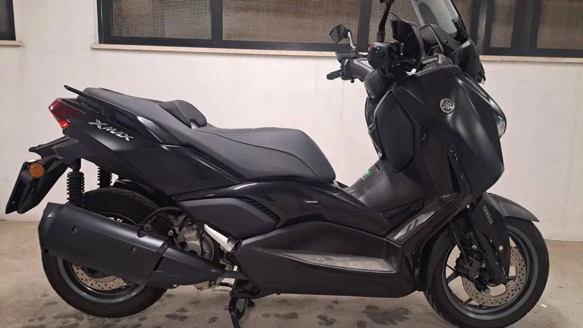 Yamaha X-Max 300 Tech Max (2021 - 24)  (4)