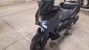 Yamaha X-Max 300 Tech Max (2021 - 24)  (8)