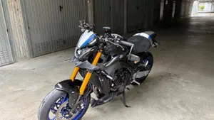 Yamaha MT-09 SP (2021 - 23)  (2)