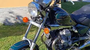 Moto Guzzi   (2)