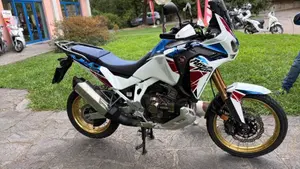 Honda Africa Twin CRF 1100L Adventure Sports DCT (2022 - 23)  (2)