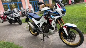 Honda Africa Twin CRF 1100L Adventure Sports DCT (2022 - 23)  (3)