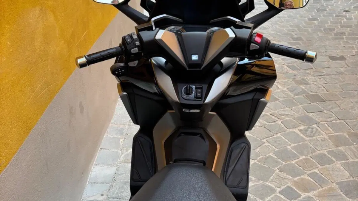Honda Forza 350 Deluxe (2022 - 24)  (3)