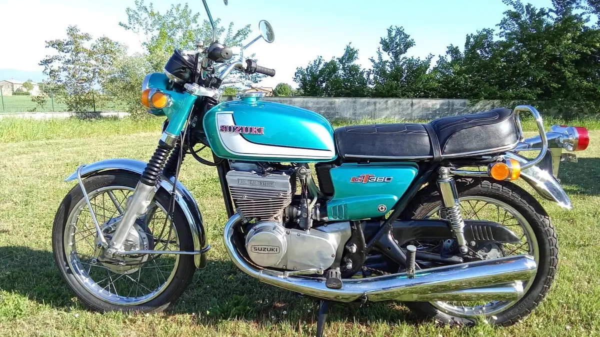 Suzuki  