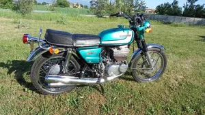 Suzuki   (2)