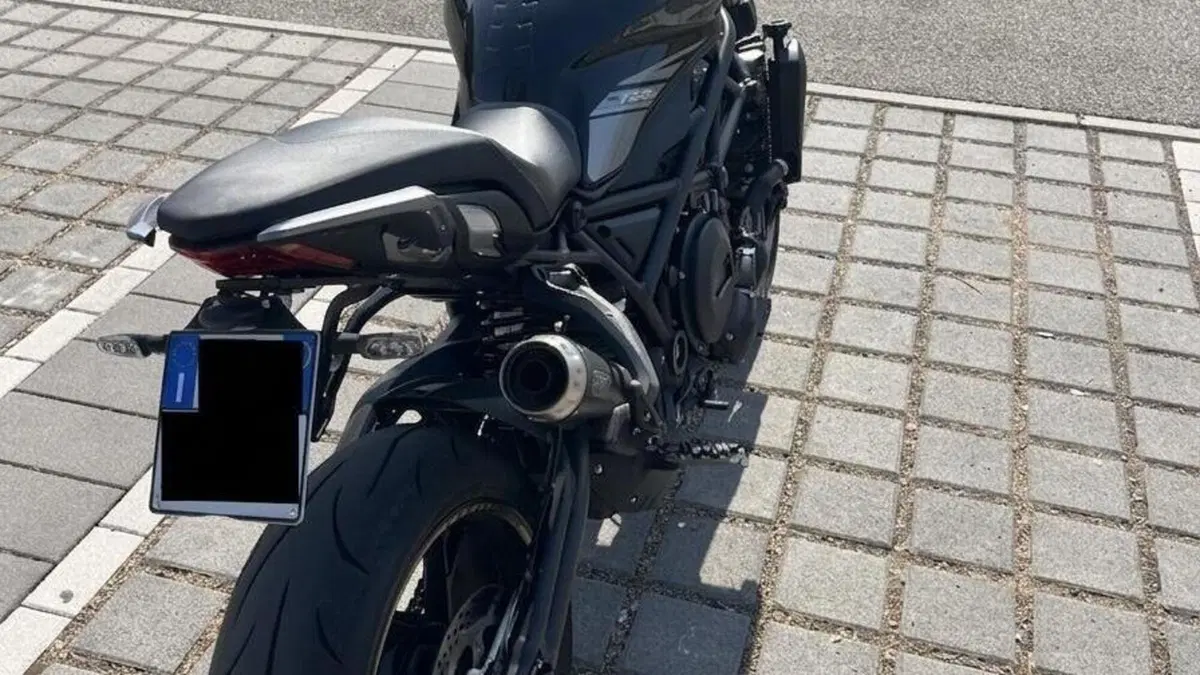 Benelli 752 S (2019 - 20)  (3)