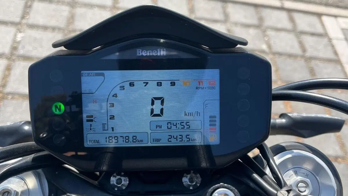 Benelli 752 S (2019 - 20)  (6)