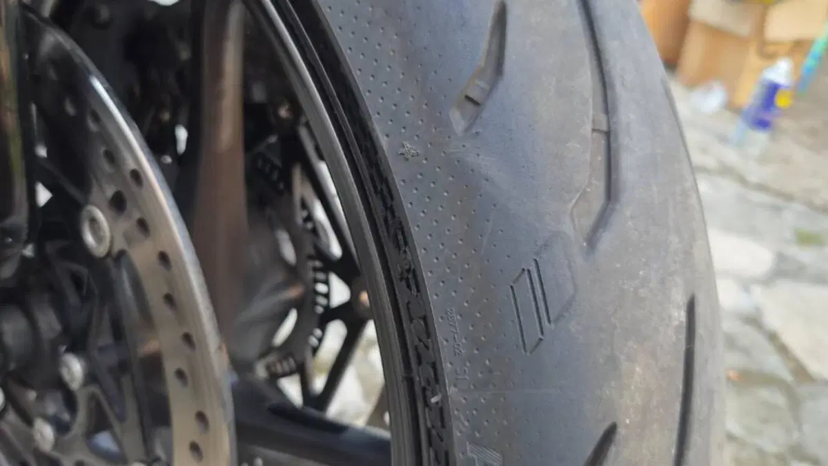 Triumph Daytona 660 (2024 - 26)  (11)