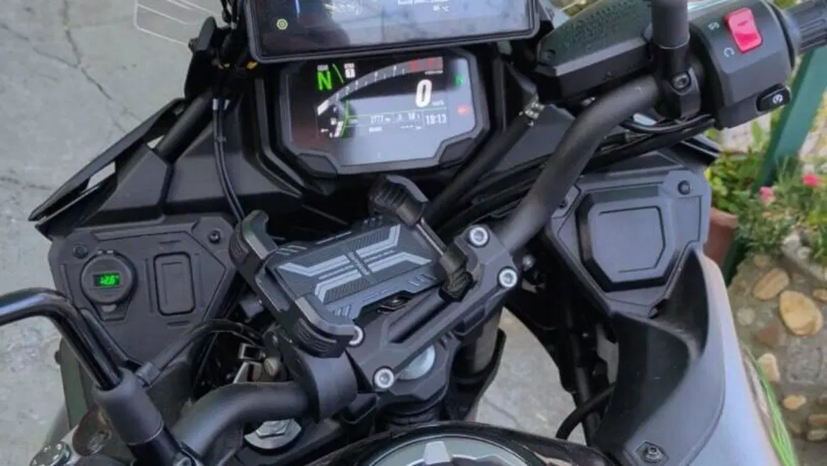 Kawasaki Versys 650 (2025 - 26)  (3)