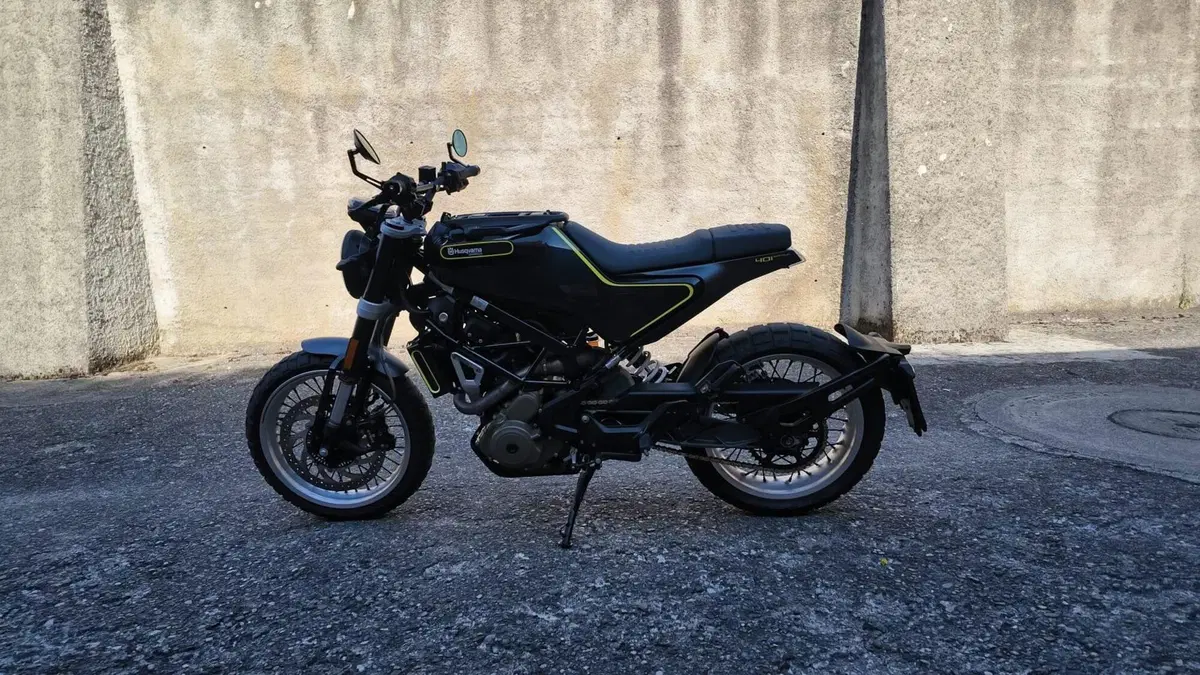 Husqvarna Svartpilen 401 (2020)  (13)