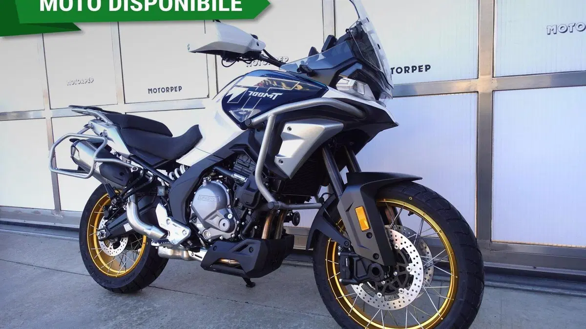 CFMOTO 700MT Adventure (2025 - 26) 