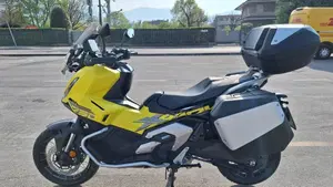 Honda X-ADV 750 Travel (2025 - 26)  (2)