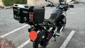 Moto Guzzi V85 TT (2021 - 23)  (3)