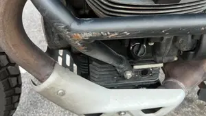 Moto Guzzi V85 TT (2021 - 23)  (9)