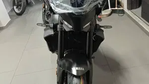 Yamaha MT-09 (2024 - 26)  (6)