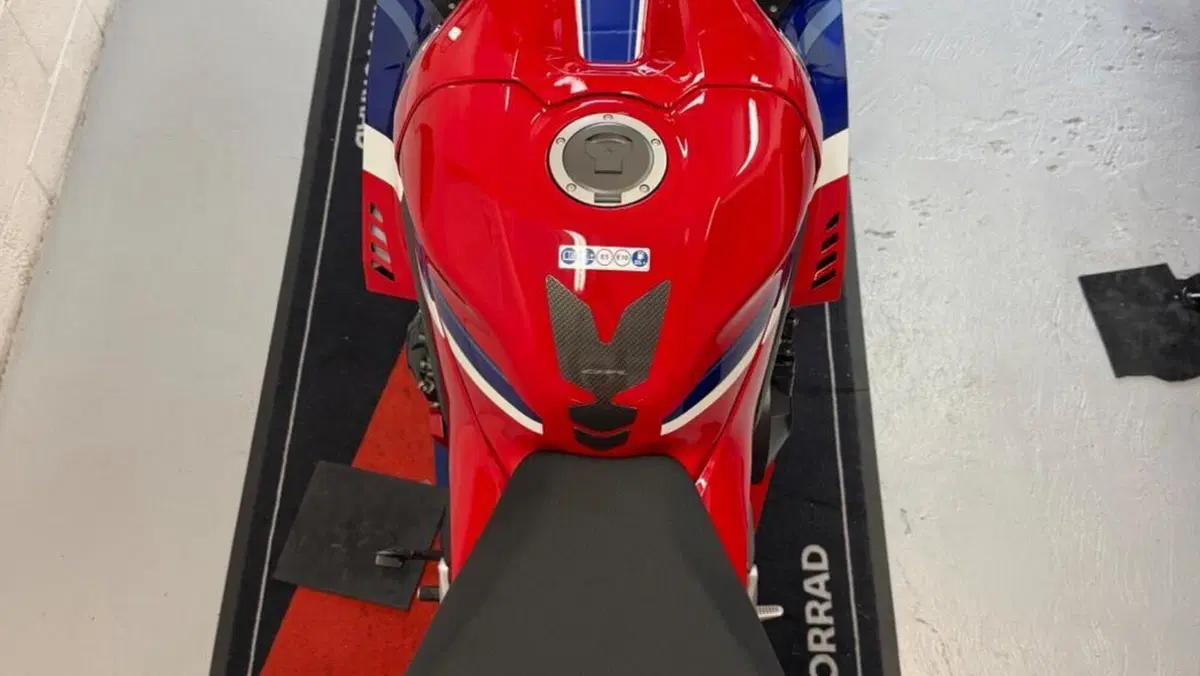 Honda CBR 1000 RR-R Fireblade SP (2024 - 26)  (5)