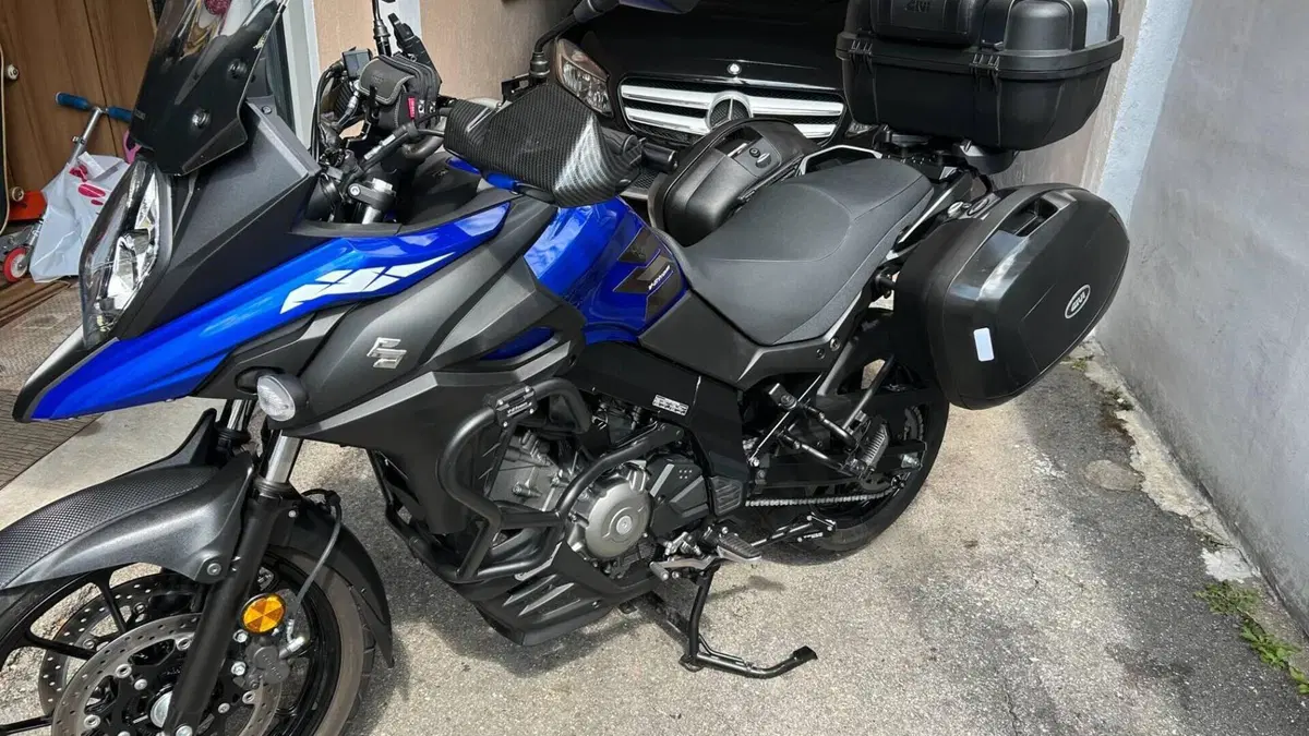 Suzuki V-Strom 650 (2021 - 25)  (2)