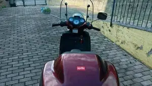 Aprilia Scarabeo 200 (2001 - 04)  (7)