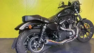 Harley-Davidson 883 Iron (2017 - 20) - XL 883N  (4)